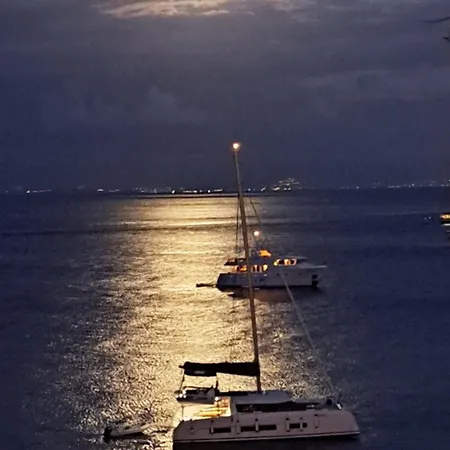 Terrazza Sul Mare Holidays With Experiences بيت للعطل *